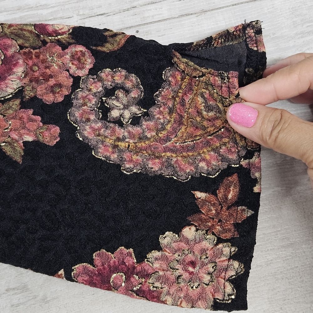 Vintage Metaphor Textured Dark Floral VNeck Top Blouse Medium Y2K Dark Romantic - Picture 7 of 12
